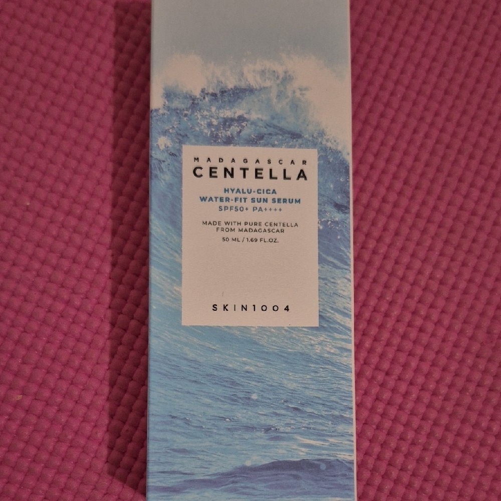 SKIN1004 Centella Hyalu-Cica Sun Serum